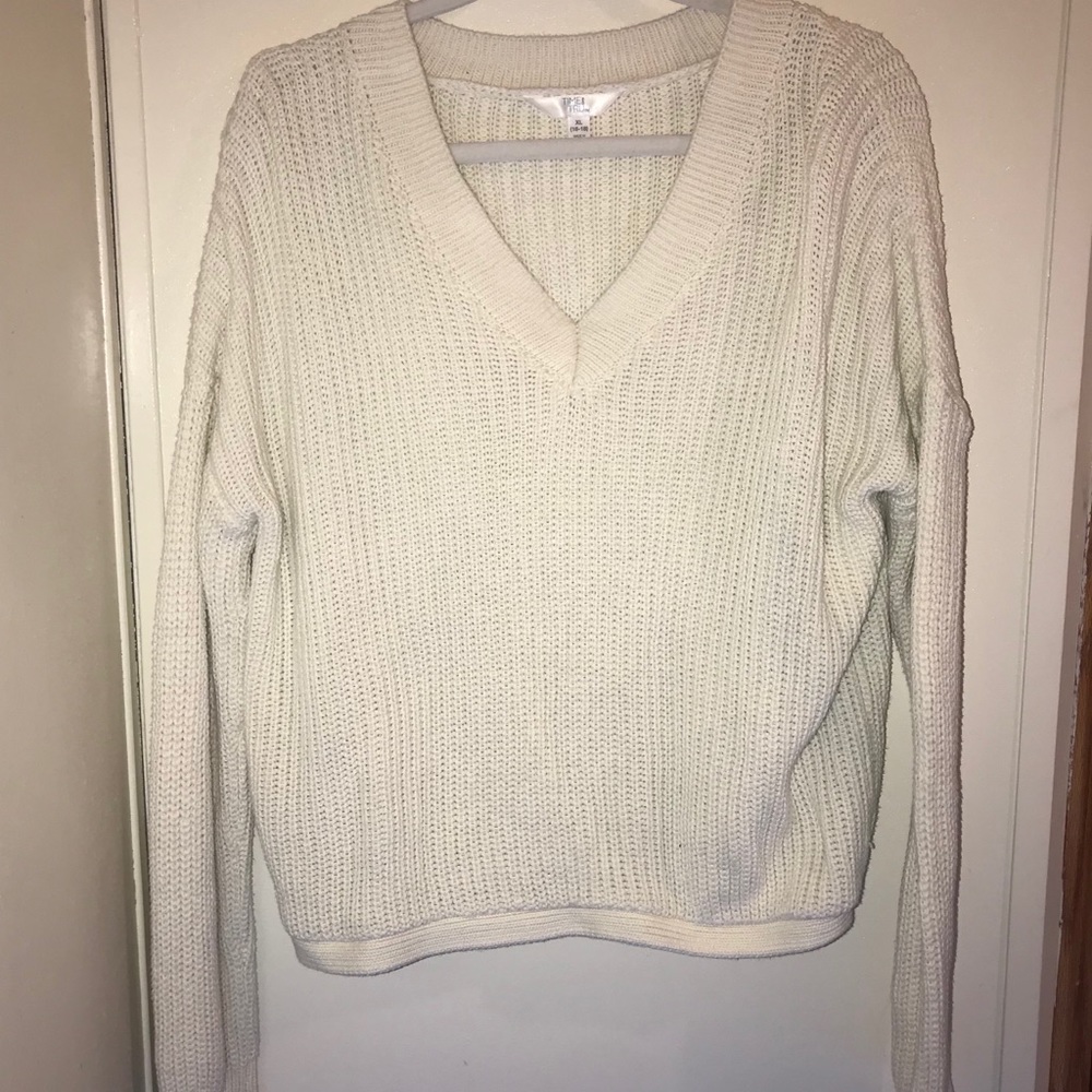 White V neck sweater